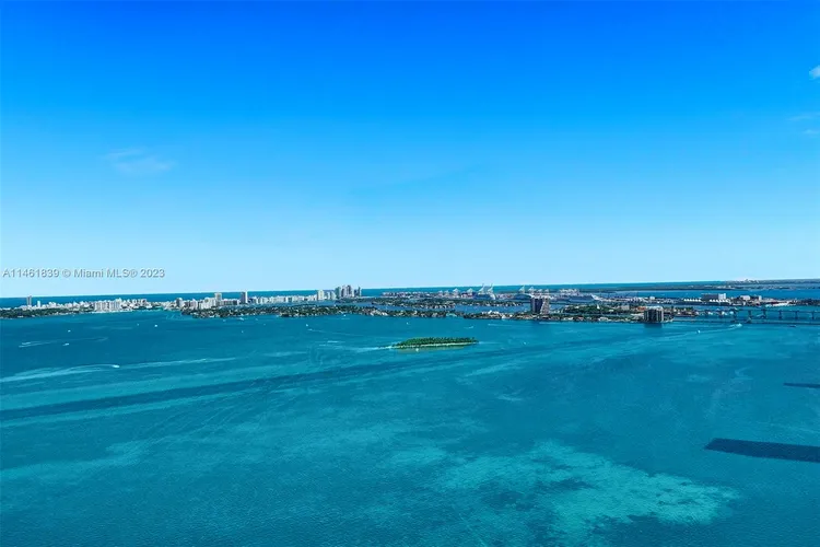 One Paraiso #4703 image #14