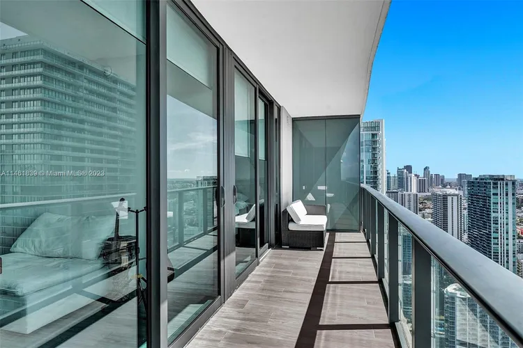 One Paraiso #4703 image #41