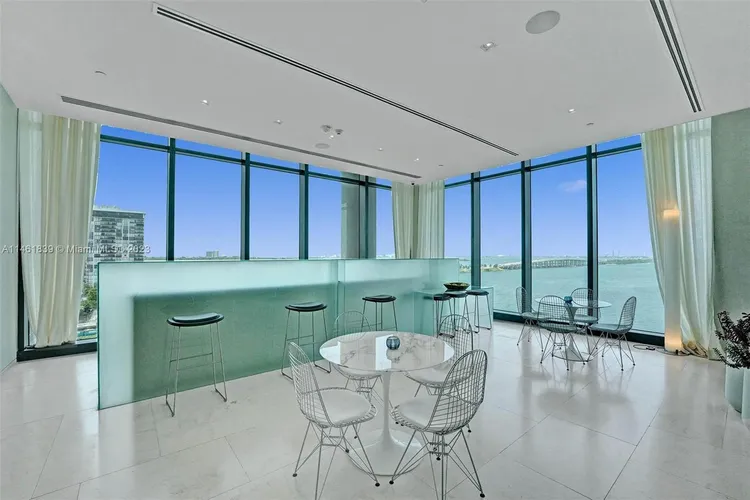 One Paraiso #4703 image #58