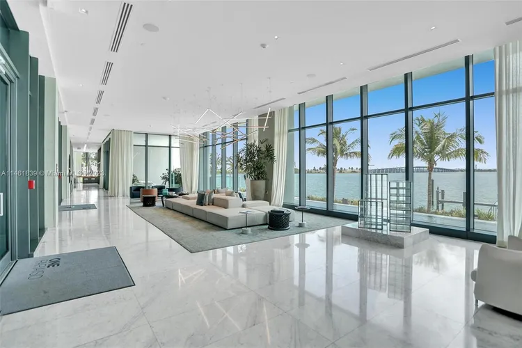 One Paraiso #4703 image #62