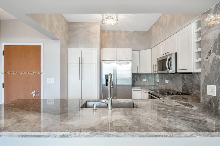 Brickell on the River North #1001 image #6