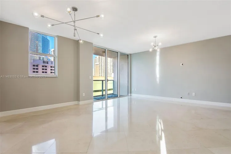 Brickell on the River North #1001 image #8