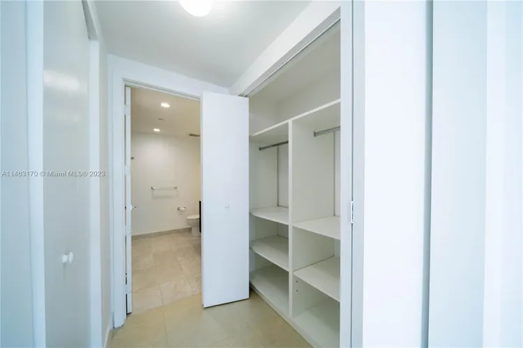 Aria on the Bay #4407 image #21