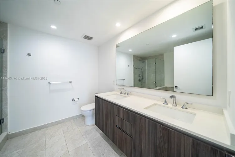 Aria on the Bay #4407 image #23