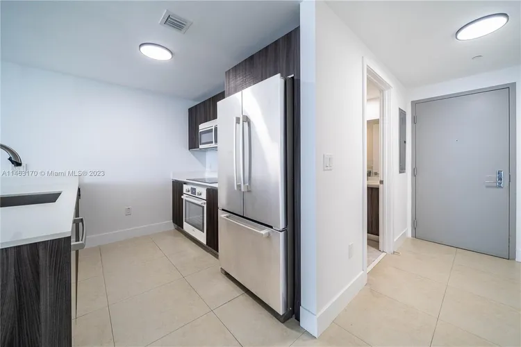 Aria on the Bay #4407 image #26