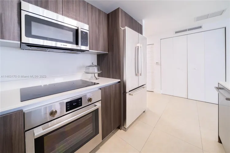 Aria on the Bay #4407 image #27