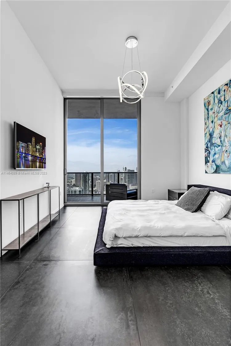 SLS Lux Brickell #PH5704 image #13