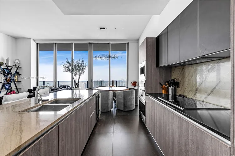 SLS Lux Brickell #PH5704 image #6