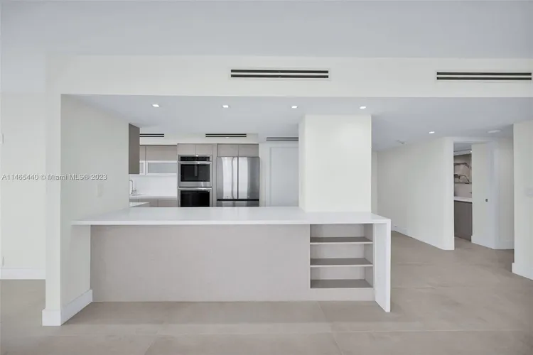 Towers of Key Biscayne #B1001 image #17