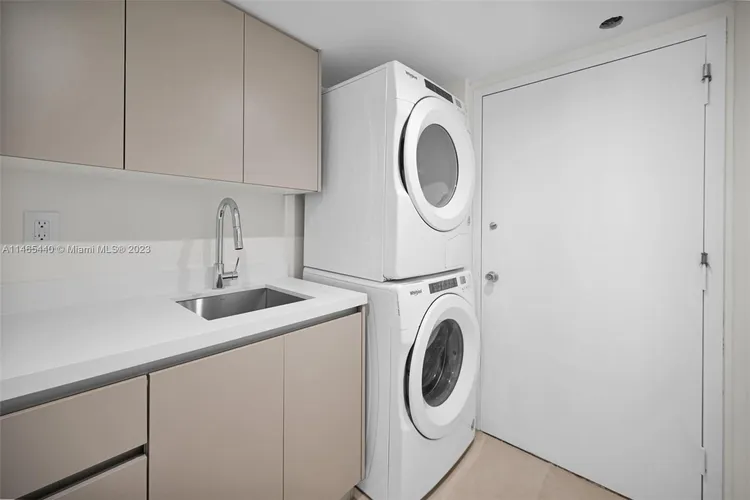 Towers of Key Biscayne #B1001 image #32