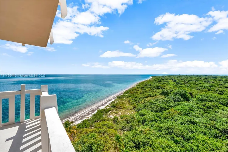 Towers of Key Biscayne #B1001 image #36