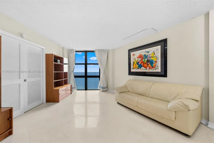 Towers of Key Biscayne #B706 image #11