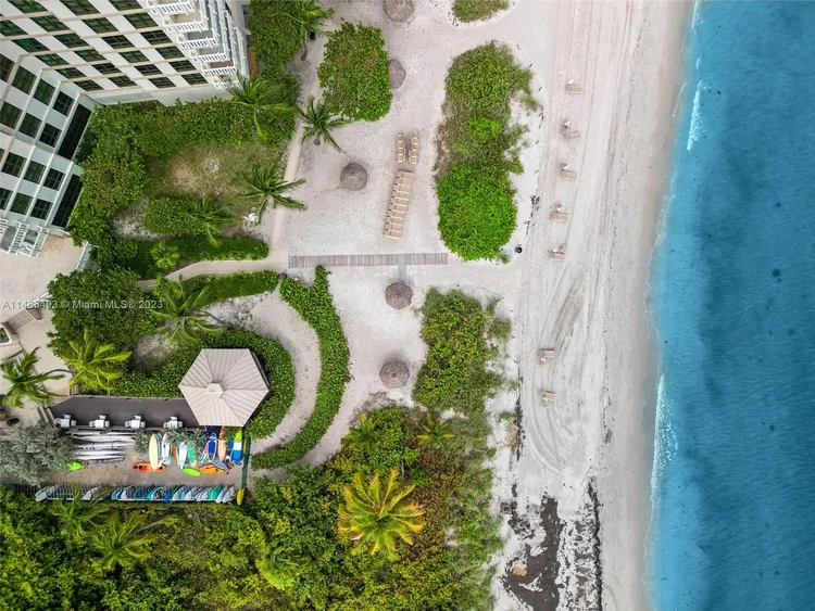 Towers of Key Biscayne #B706 image #30