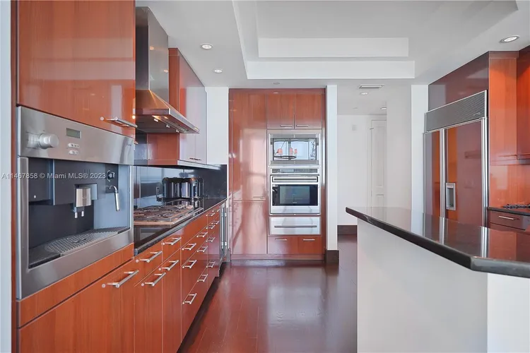 One Bal Harbour #1805 image #11