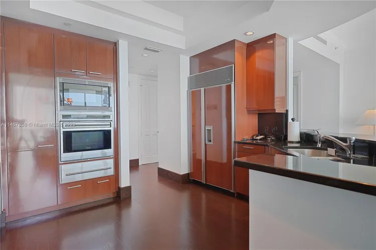 One Bal Harbour #1805 image #14