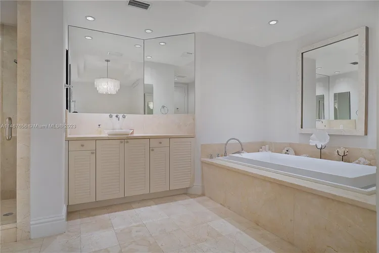 One Bal Harbour #1805 image #19