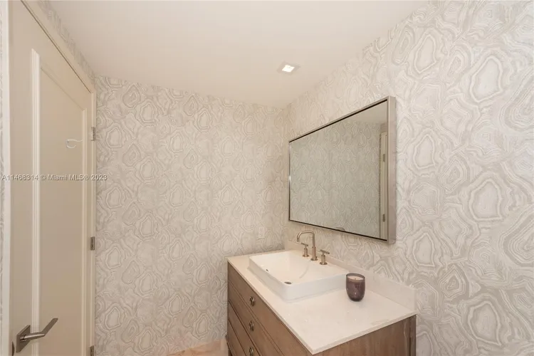 Ocean Club - Club Tower Three #1101 image #17