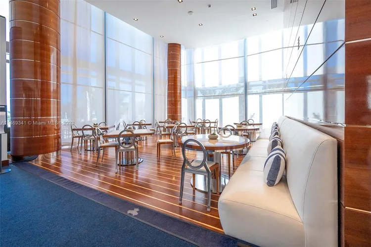 Chateau Beach Residences #1401 image #12