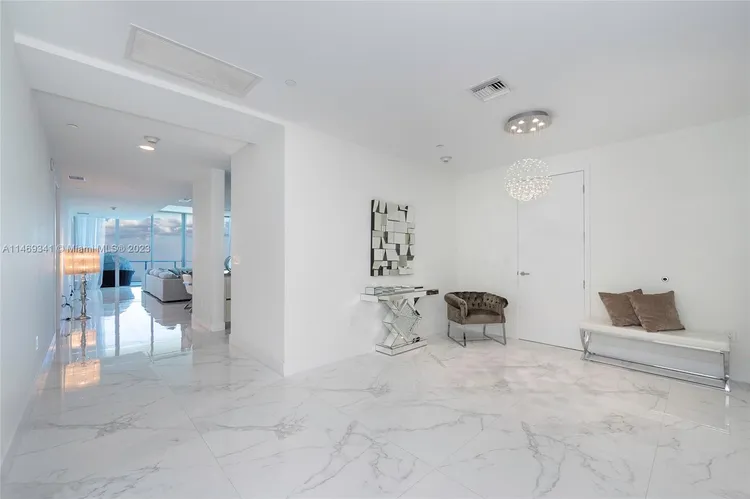 Chateau Beach Residences #1401 image #14