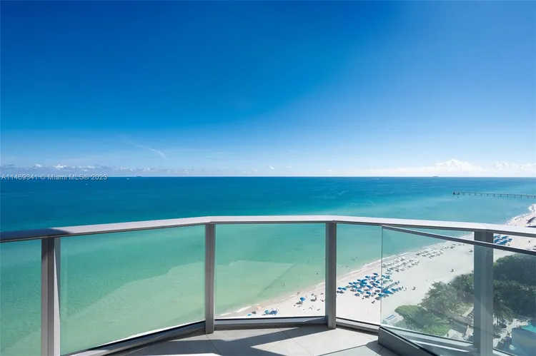 Chateau Beach Residences #1401 image #28