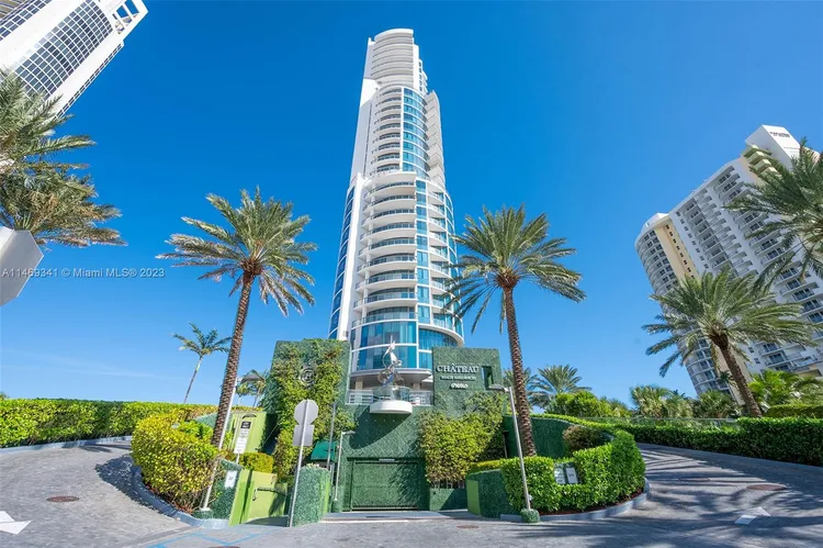 Chateau Beach Residences #1401 image #7