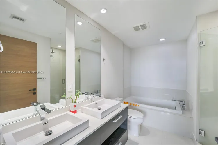 Brickell Heights East Tower #2808 image #8