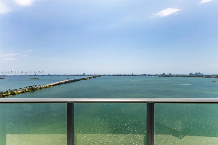 One Paraiso #2406 image #21