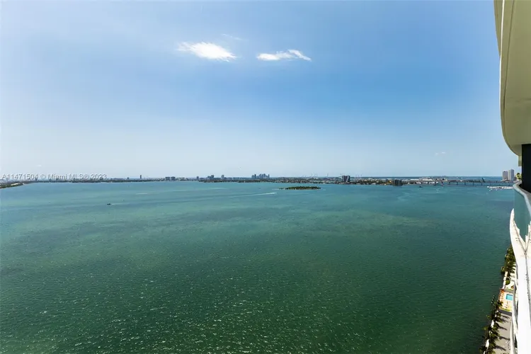 One Paraiso #2406 image #23