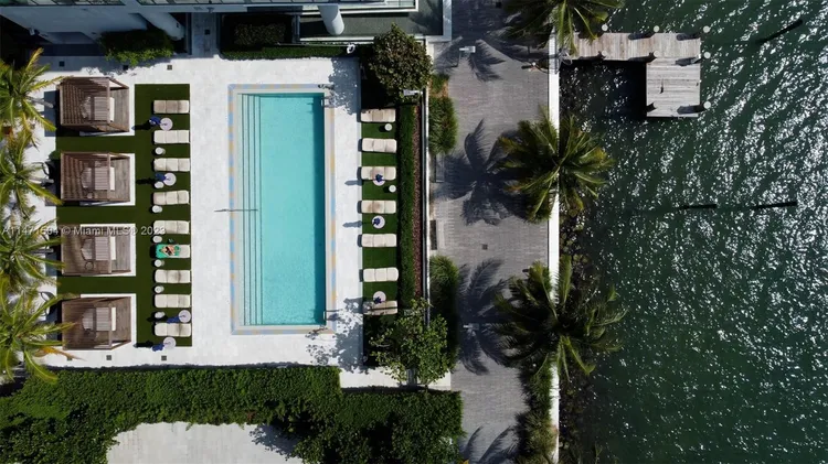 One Paraiso #2406 image #68