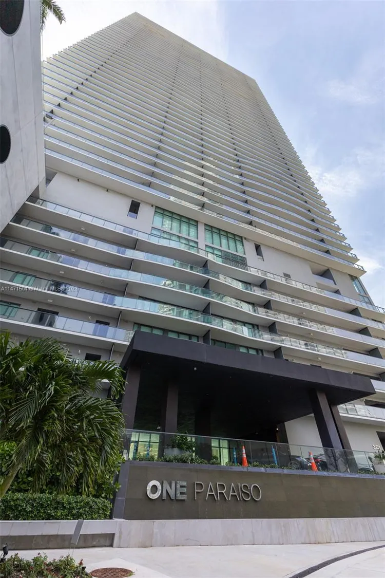 One Paraiso #2406 image #89