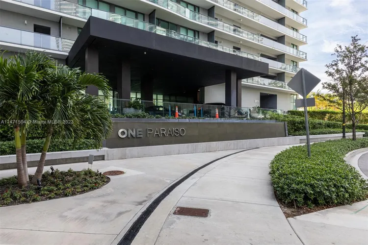 One Paraiso #2406 image #90