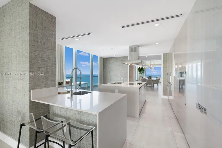 Fendi Chateau Residences #901 image #15