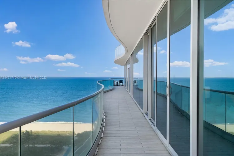 Fendi Chateau Residences #901 image #24