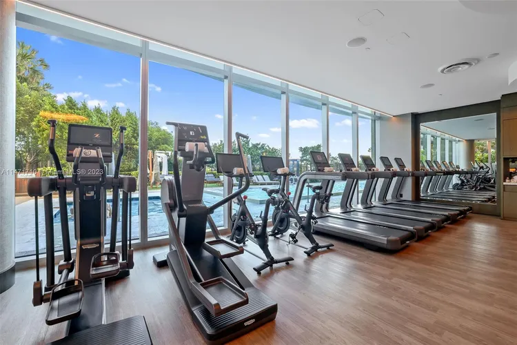 Fendi Chateau Residences #901 image #41