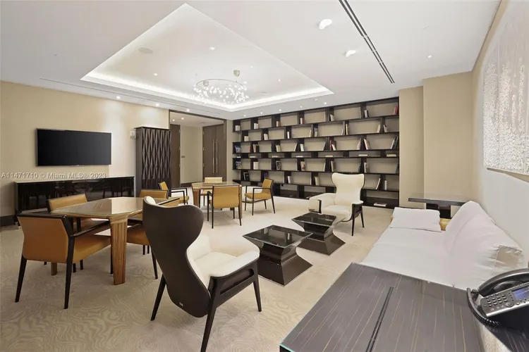 Fendi Chateau Residences #901 image #42