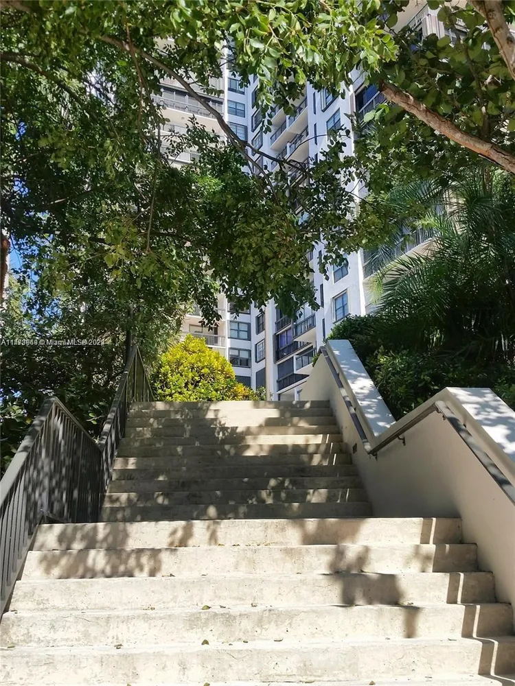 Brickell Bay Club #707 image #26