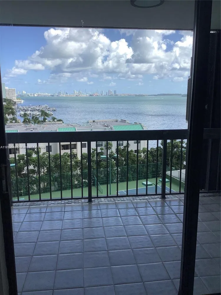 Brickell Bay Club #707 image #6