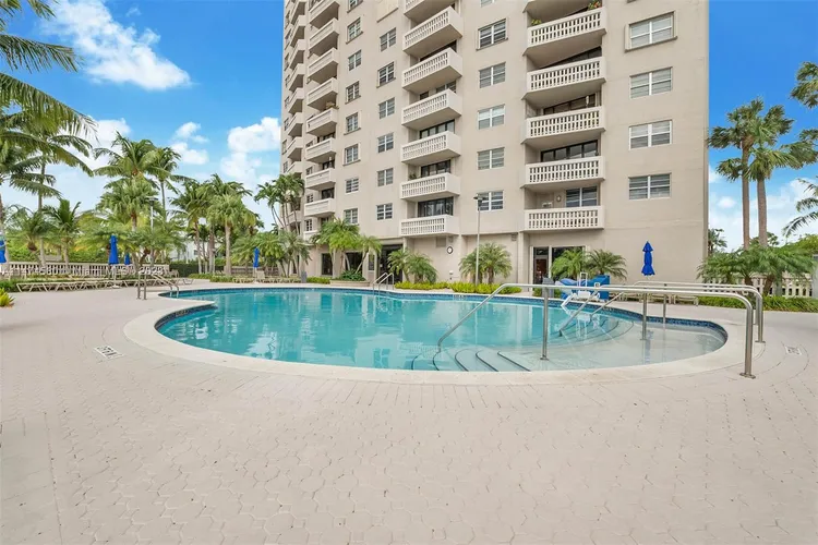 Gables Waterway Towers #PH5 image #19