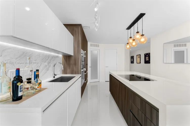 Paramount Miami Worldcenter #PH5105 image #16