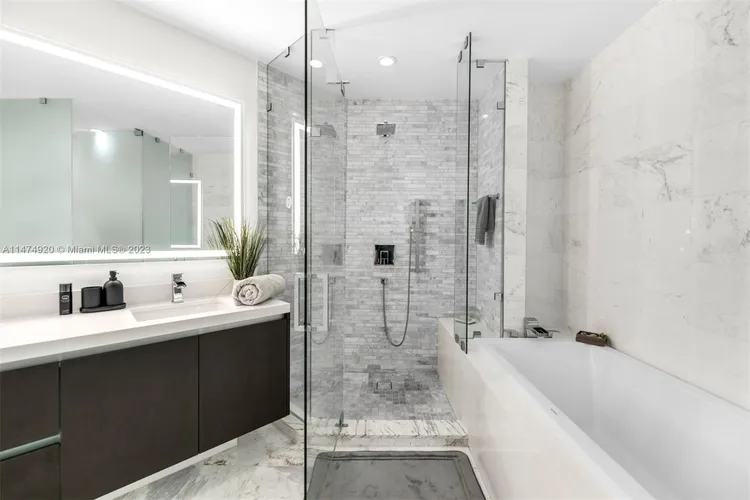 Paramount Miami Worldcenter #PH5105 image #22