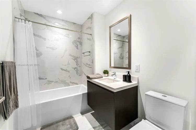 Paramount Miami Worldcenter #PH5105 image #26