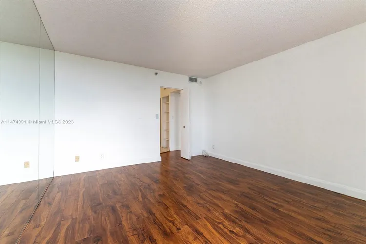 Delvista Towers #2226 image #18