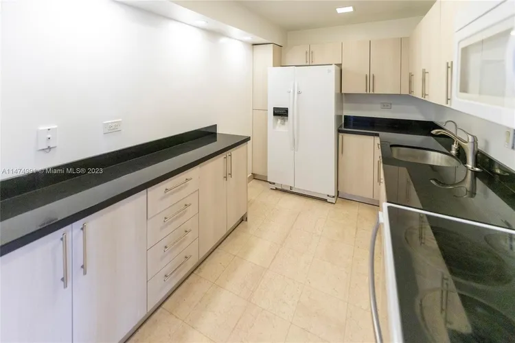 Delvista Towers #2226 image #24