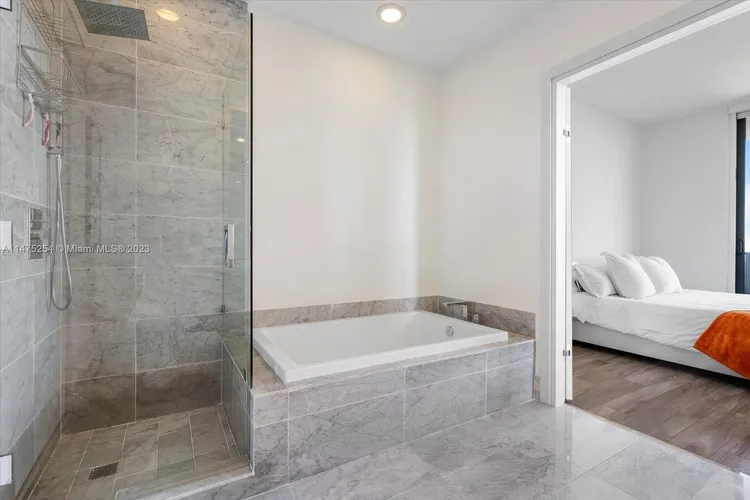 SLS Lux Brickell #5505 image #11