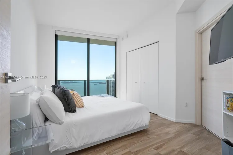 SLS Lux Brickell #5505 image #14