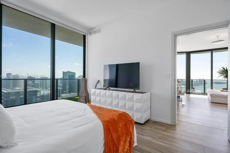 SLS Lux Brickell #5505 image #8
