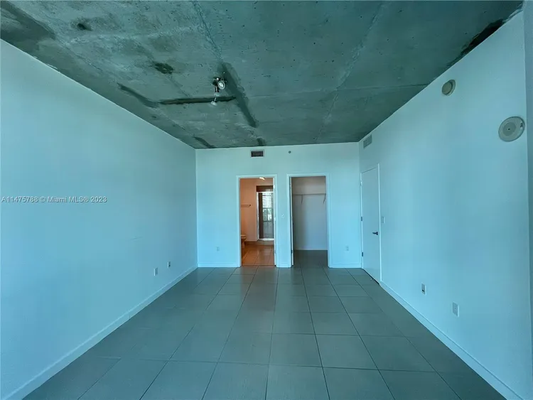 Midtown 4 #H1606 image #7