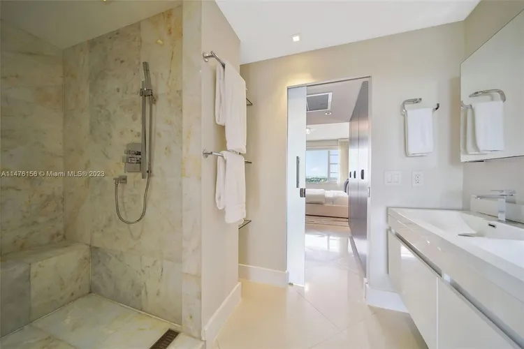 Imperial House #10J image #20