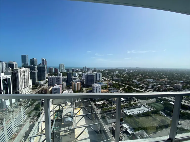 Latitude #4110 image #11