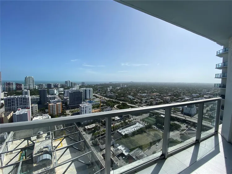 Latitude #4110 image #13